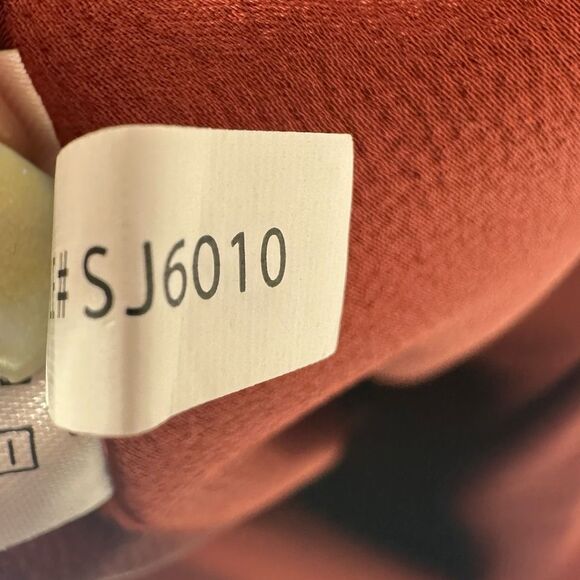 Shona Joy Luxe Twist Ballon Sleeve Cut Out Midi Dress Size US 10 AU 14 Sangria - Picture 9 of 10